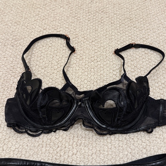 Honey Birdette lingerie set - Picture 2 of 10